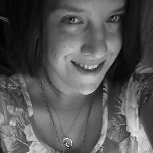 Meet your Posher, Kellie